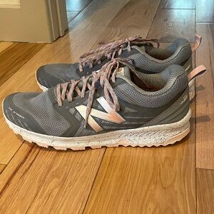 New Balance Women's Gray and Pink Athletic Shoes